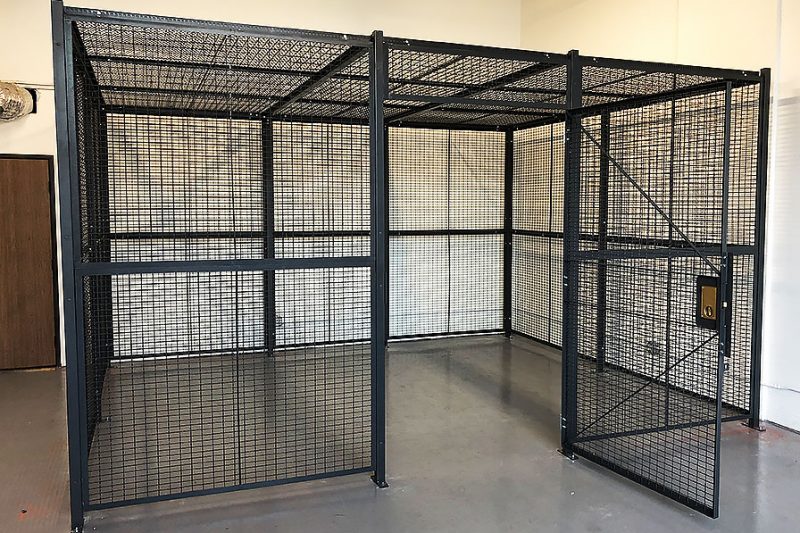 Wire Security Cage With Top Enclosure
