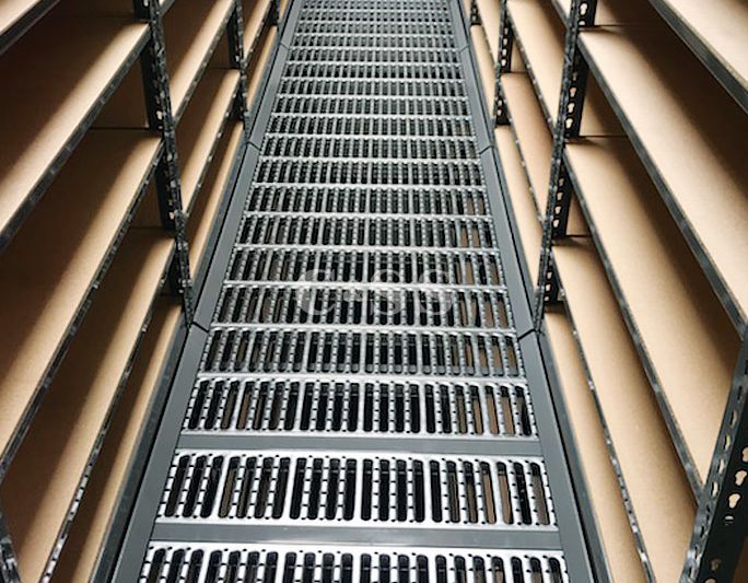 Protect Employees With Catwalk Pallet Rack Storage System